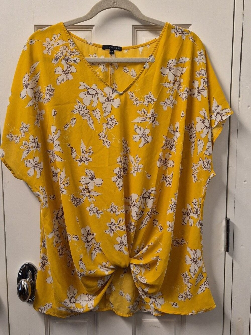 West Kei Yellow Floral V-Neck Twist-Front Blouse